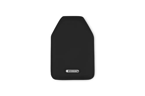 le-creuset-wine-cooler-sleeve-licorice image 6