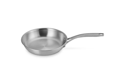 le-creuset-essential-stainless-steel-fry-pan-set-2-piece-8-inch-and-10-inch image 8