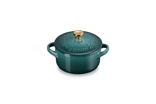 le-creuset-holly-collection-mini-round-cocotte-8-oz-artichaut-with-gold-knob image 8