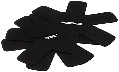 le-creuset-felt-cookware-protectors-set-of-3-black image 6