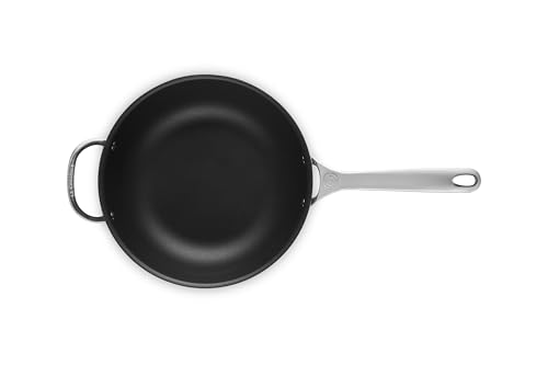 le-creuset-tri-ply-stainless-steel-3-5-quart-nonstick-saucier image 7