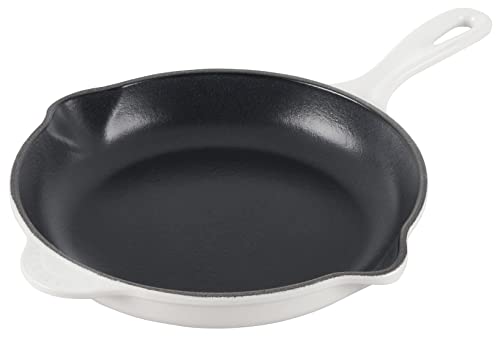 le-creuset-classic-enameled-cast-iron-handle-skillet-9-white image 8