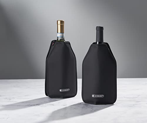 le-creuset-wine-cooler-sleeve-licorice image 8