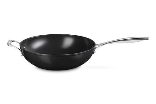 le-creuset-essential-non-stick-ceramic-sirfry-pan-12-with-glass-lid image 8
