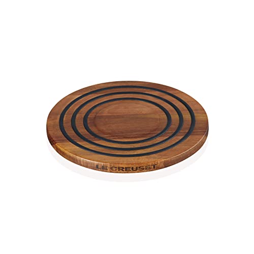 le-creuset-magnetic-wooden-trivet-acacia-wood-with-black-silicone-rings-8-inch image 7