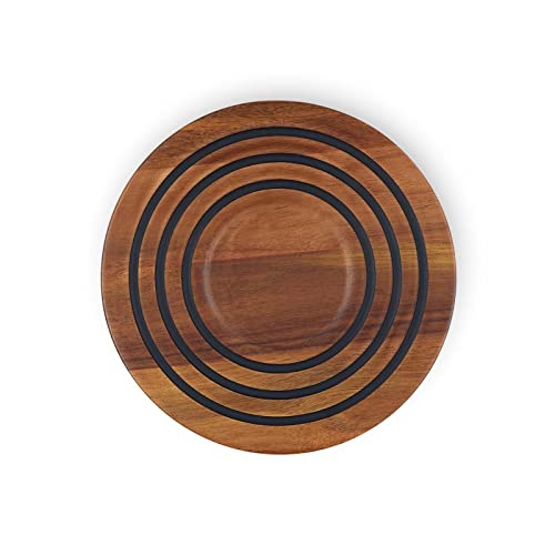 le-creuset-magnetic-wooden-trivet-acacia-wood-with-black-silicone-rings-8-inch image 6