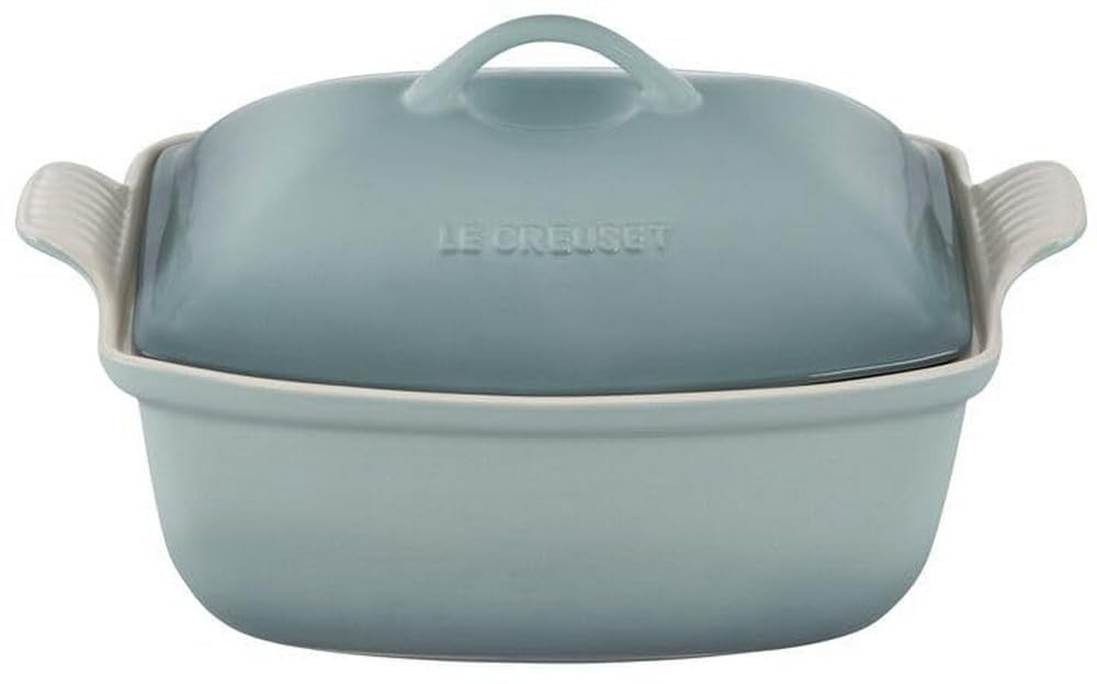 le-creuset-heritage-stoneware-deep-baker-with-lid-4-5-qt-white image 6