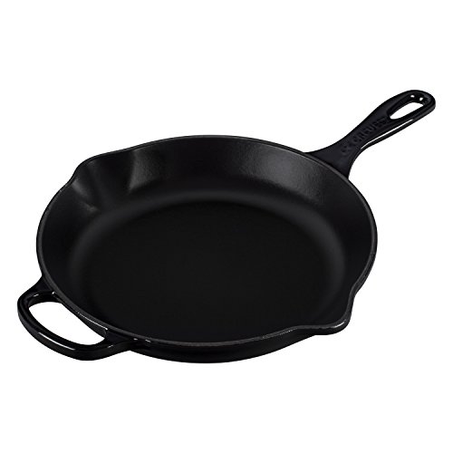 le-creuset-signature-iron-handle-skillet-10-25-inch-black image 2