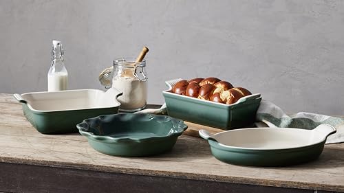 le-creuset-heritage-stoneware-4-piece-bakeware-set-oyster image 8