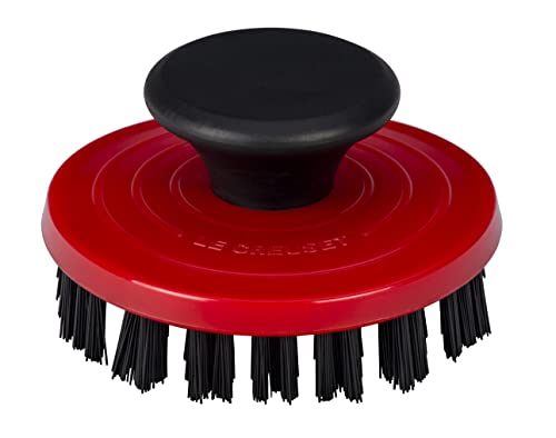 le-creuset-nylon-brush-3-25-inch-cerise image 4