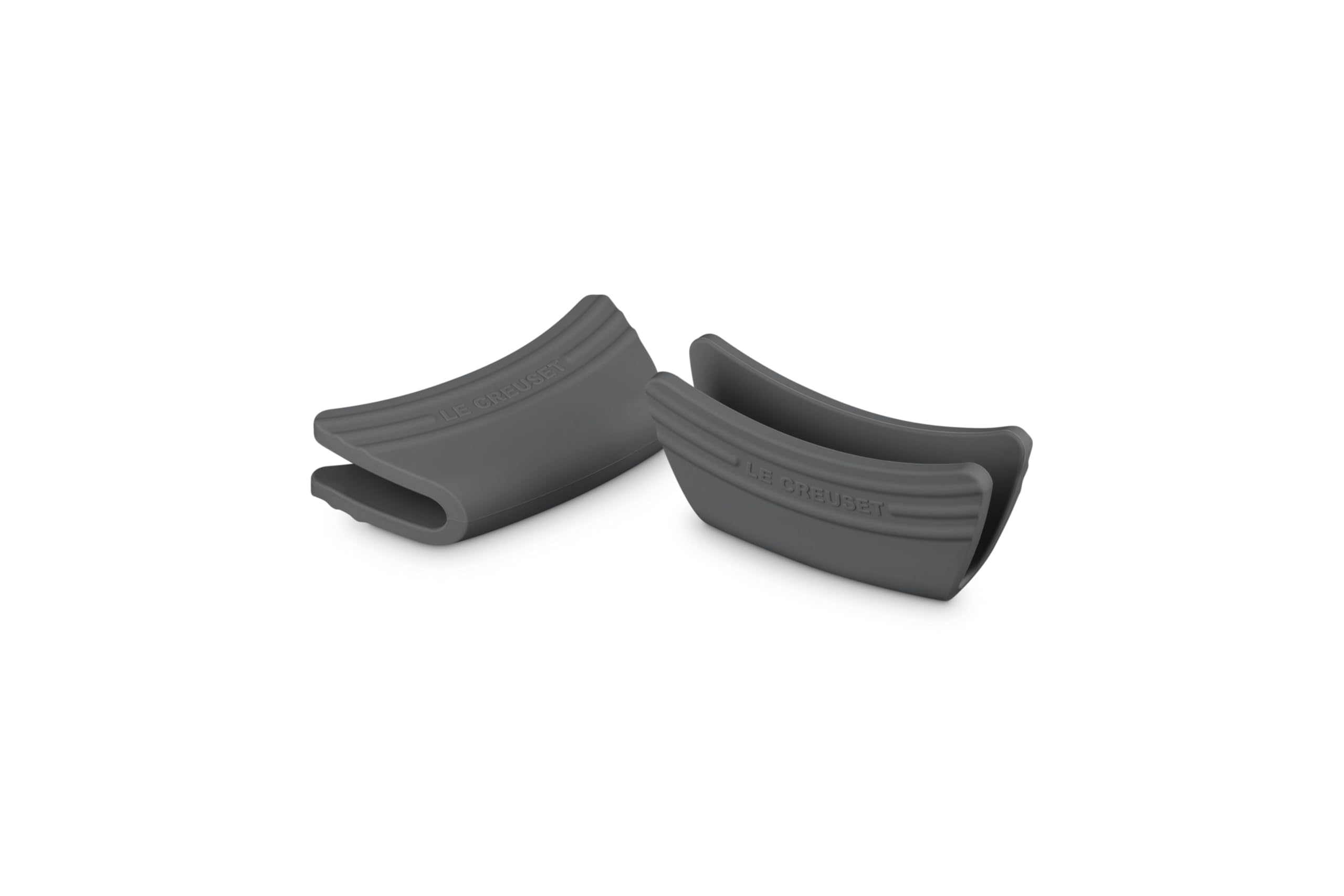 le-creuset-silicone-handle-grips-set-of-2-cerise image 8