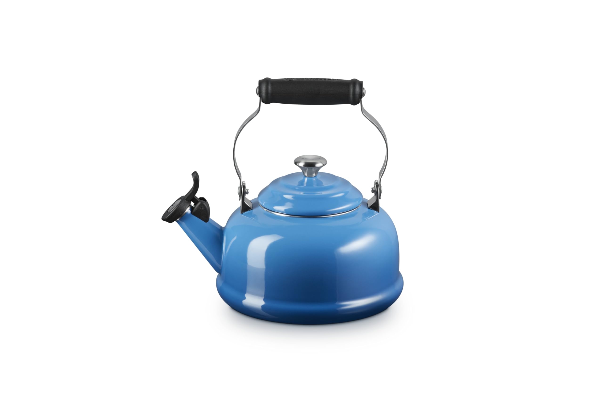 le-creuset-enamel-on-steel-whistling-tea-kettle-1-7-qt-cerise image 8