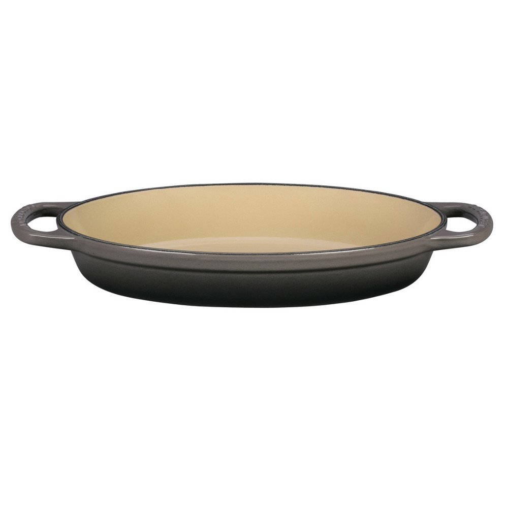 le-creuset-enameled-cast-iron-signature-oval-baker-1-qt-9-5-in-marseille image 7