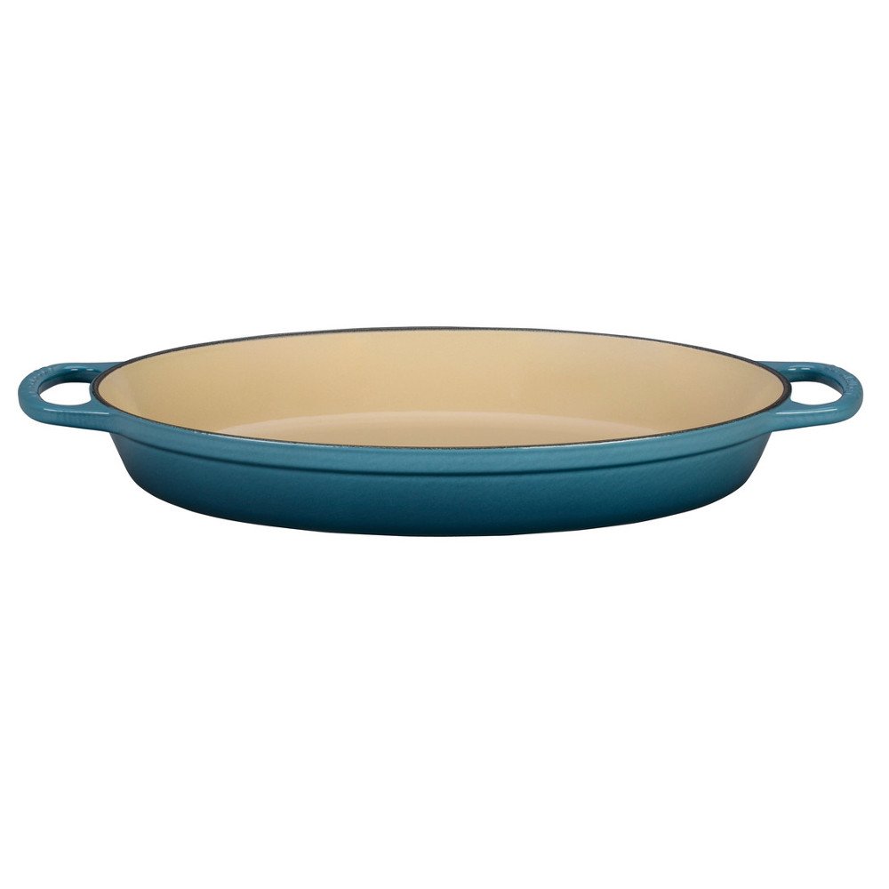 le-creuset-enameled-cast-iron-signature-oval-baker-1-qt-9-5-in-marseille image 6