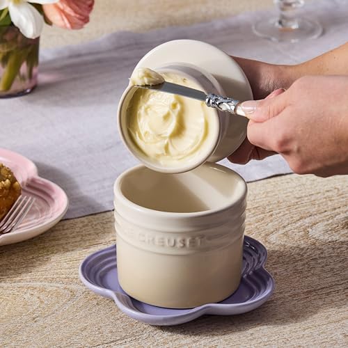 le-creuset-stoneware-butter-crock-6-oz-white image 8