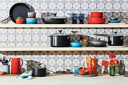 le-creuset-toughened-nonstick-pro-shallow-casserole-braiser-4-qt-with-glass-lid image 5