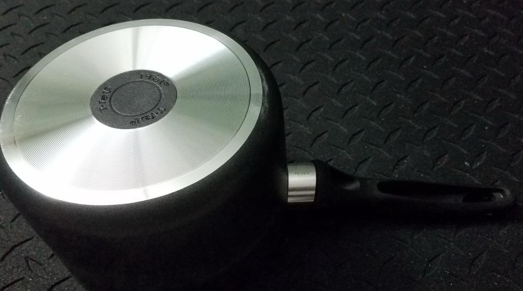 Solid pot