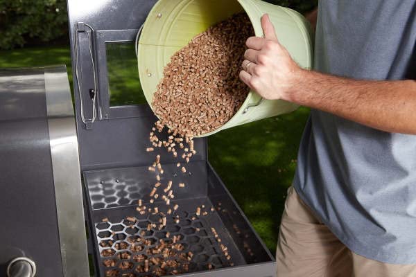 cuisinart-cwpl-203-california-red-wine-hickory-wood-pellets-20-lb-bag image 6