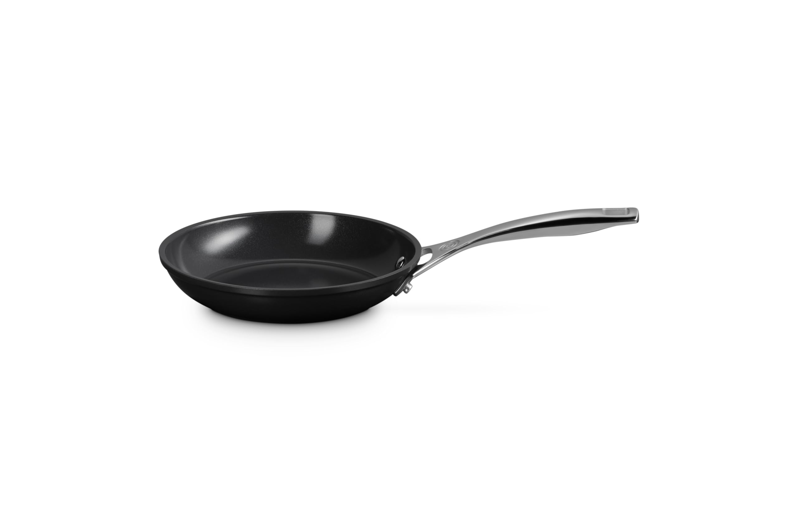 le-creuset-essential-non-stick-ceramic-shallow-frying-pan-8-inch image 2