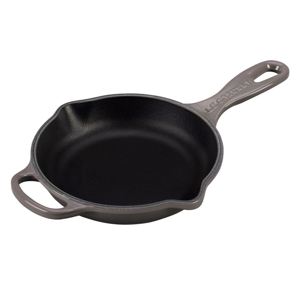 le-creuset-enameled-cast-iron-signature-iron-handle-skillet-6-33-0-5-qt-oyster image 1
