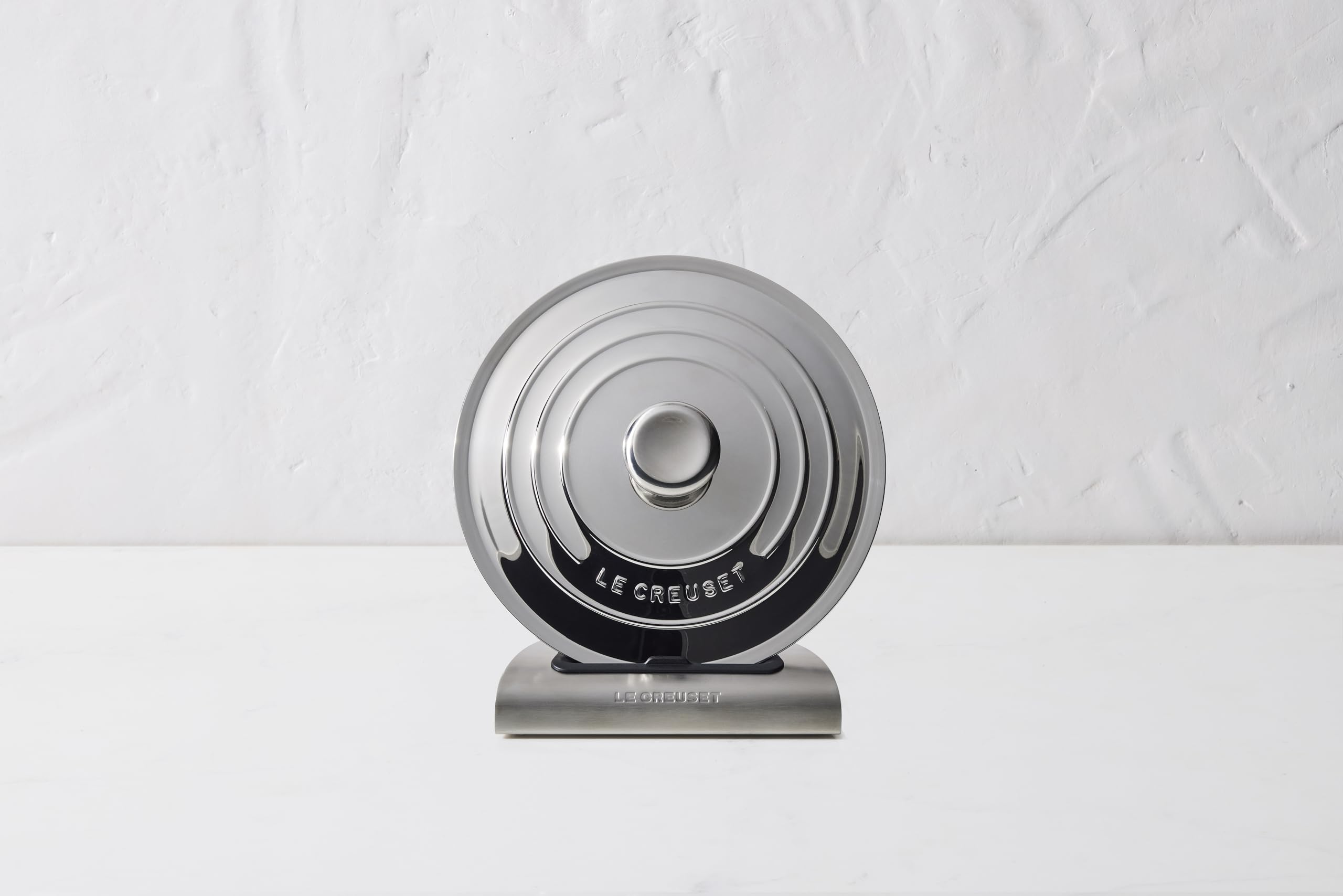 le-creuset-stainless-steel-lid-holder image 5