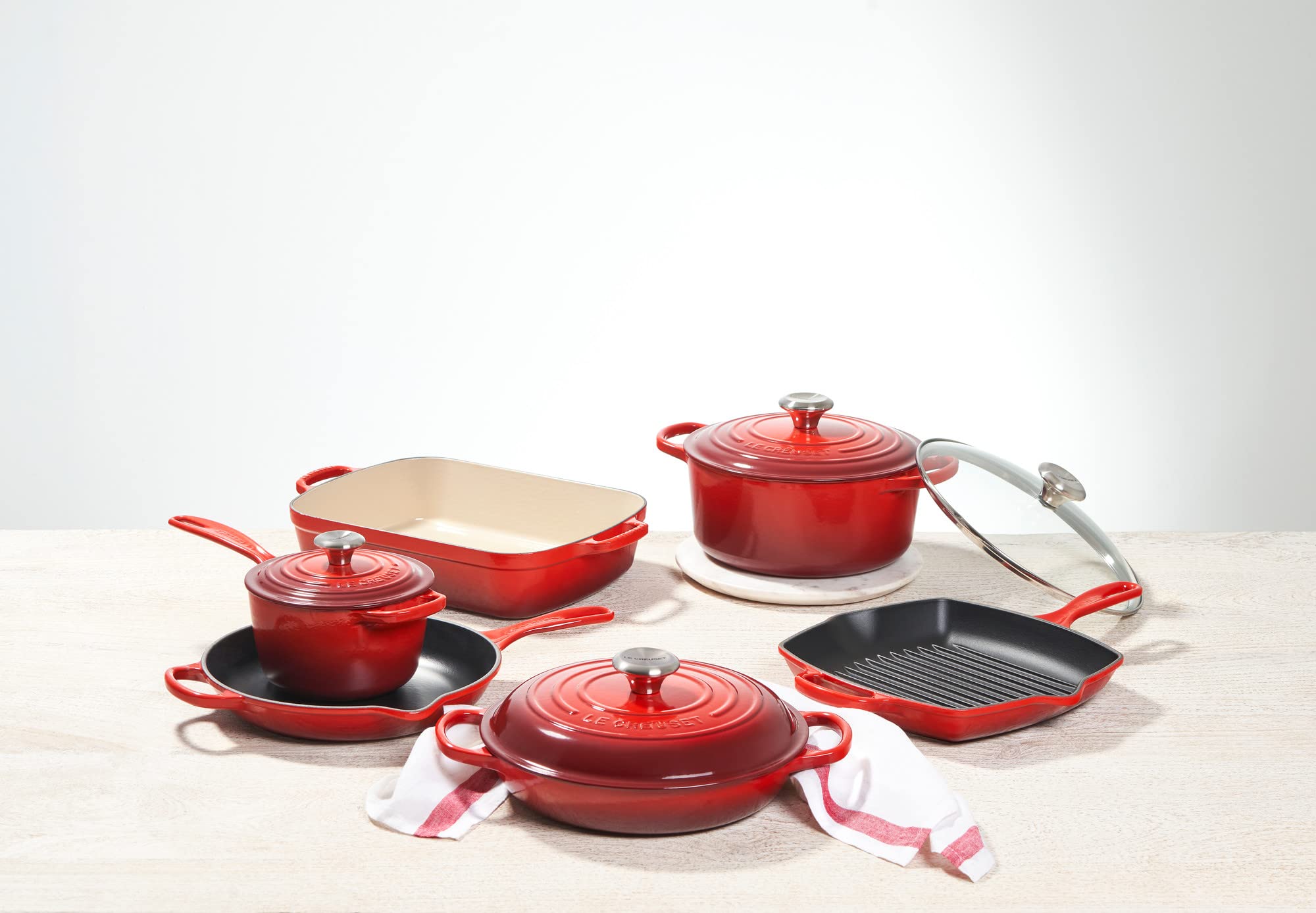 le-creuset-signature-enameled-cast-iron-cookware-set-10-piece-cerise image 2