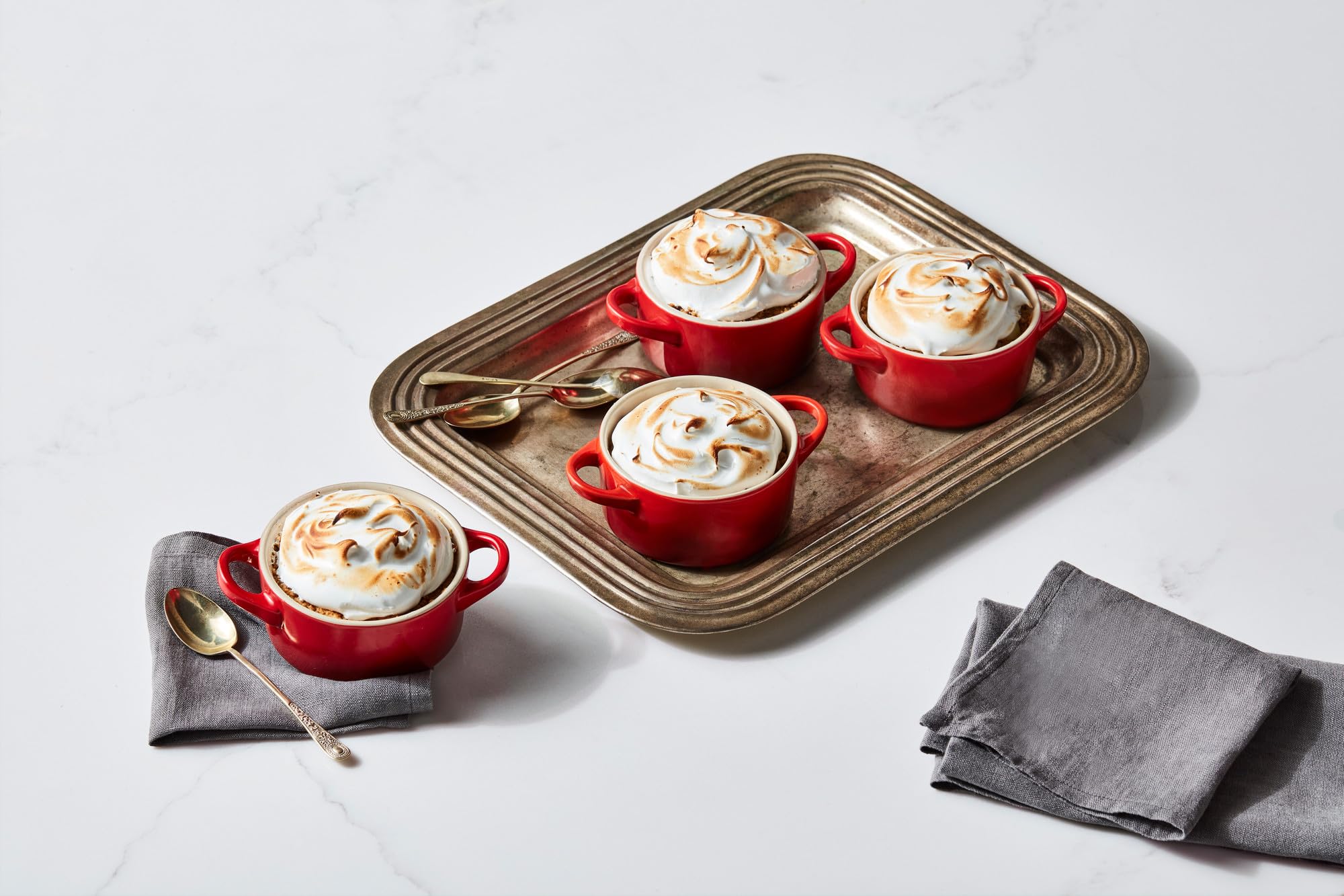 le-creuset-stoneware-mini-cocottes-set-of-4-with-cookbook-8-oz-each-cerise image 6