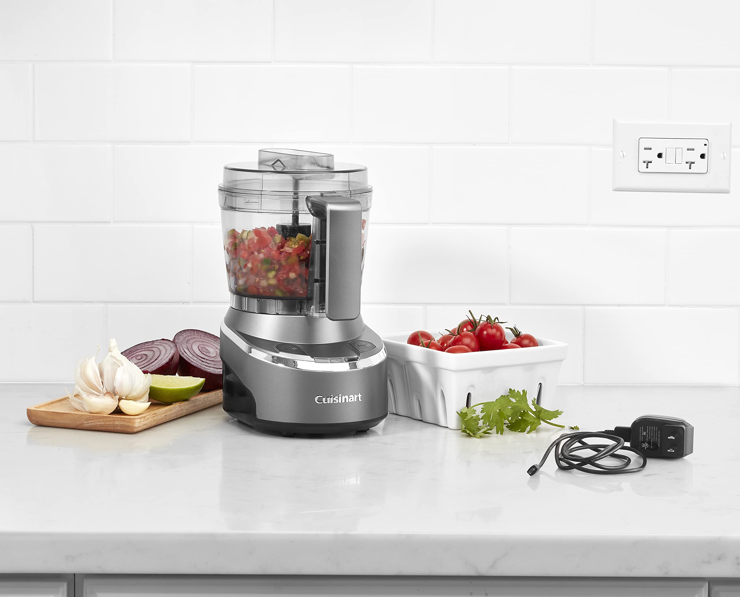 cuisinart-rmc-100-cordless-4-cup-mini-food-processor-chopper-black image 4