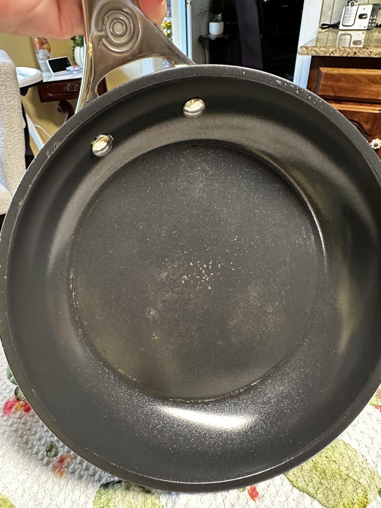 Nice pans