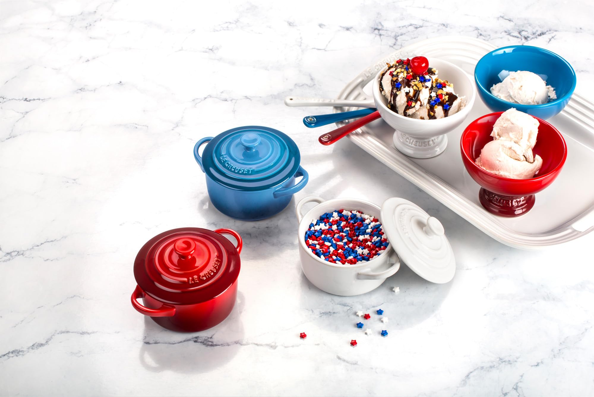 le-creuset-stoneware-set-of-4-mini-cocottes-with-cookbook-8-oz-each-white image 3