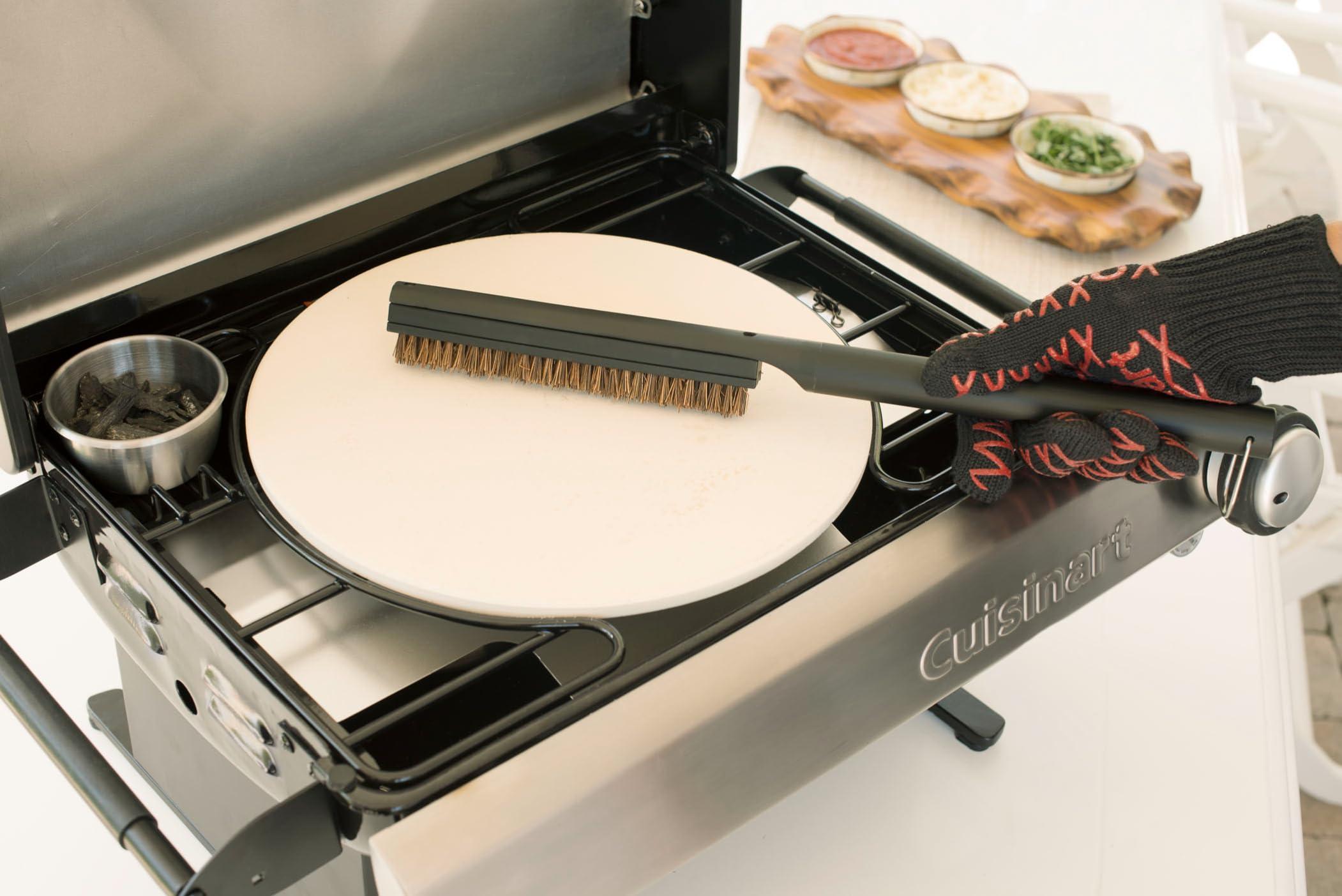 cuisinart-ccb-399-pizza-stone-cleaning-brush-18-inch-long-natural-palm-bristles image 3
