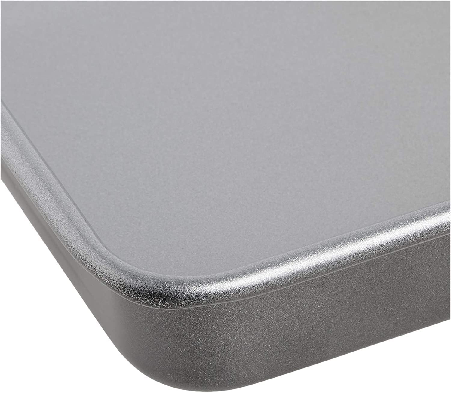 cuisinart-chef-s-classic-nonstick-bakeware-9-inch-square-cake-pan-silver image 4