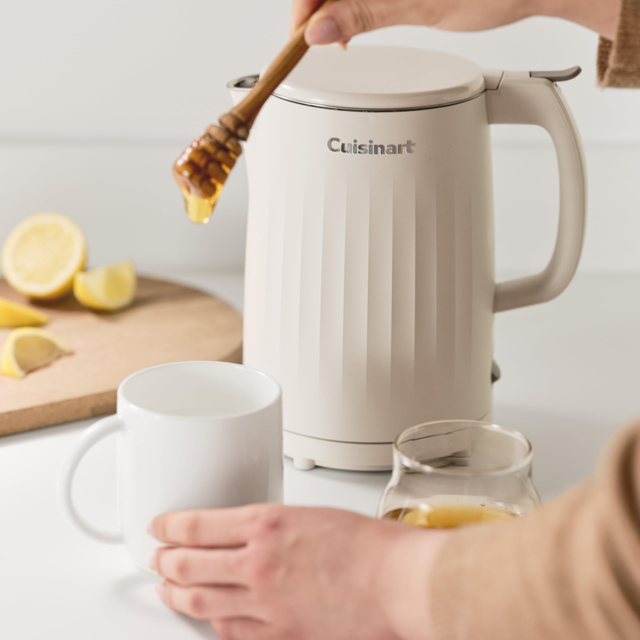 cuisinart-soho-ck-10tr-1-liter-double-wall-electric-water-kettle-truffle image 3