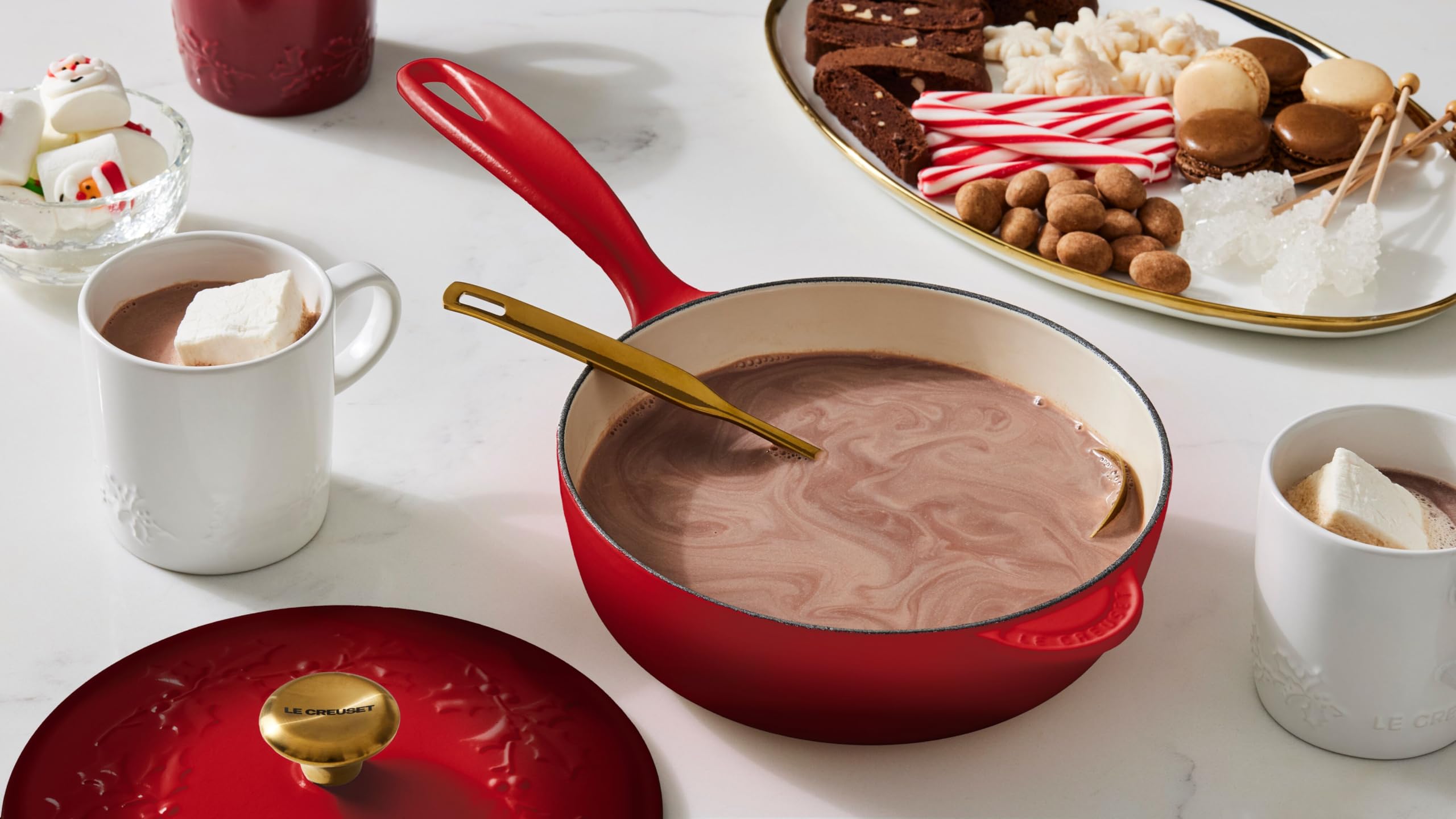 le-creuset-holly-collection-enameled-cast-iron-saucier-2-25-qt-cerise-with-gold- image 5