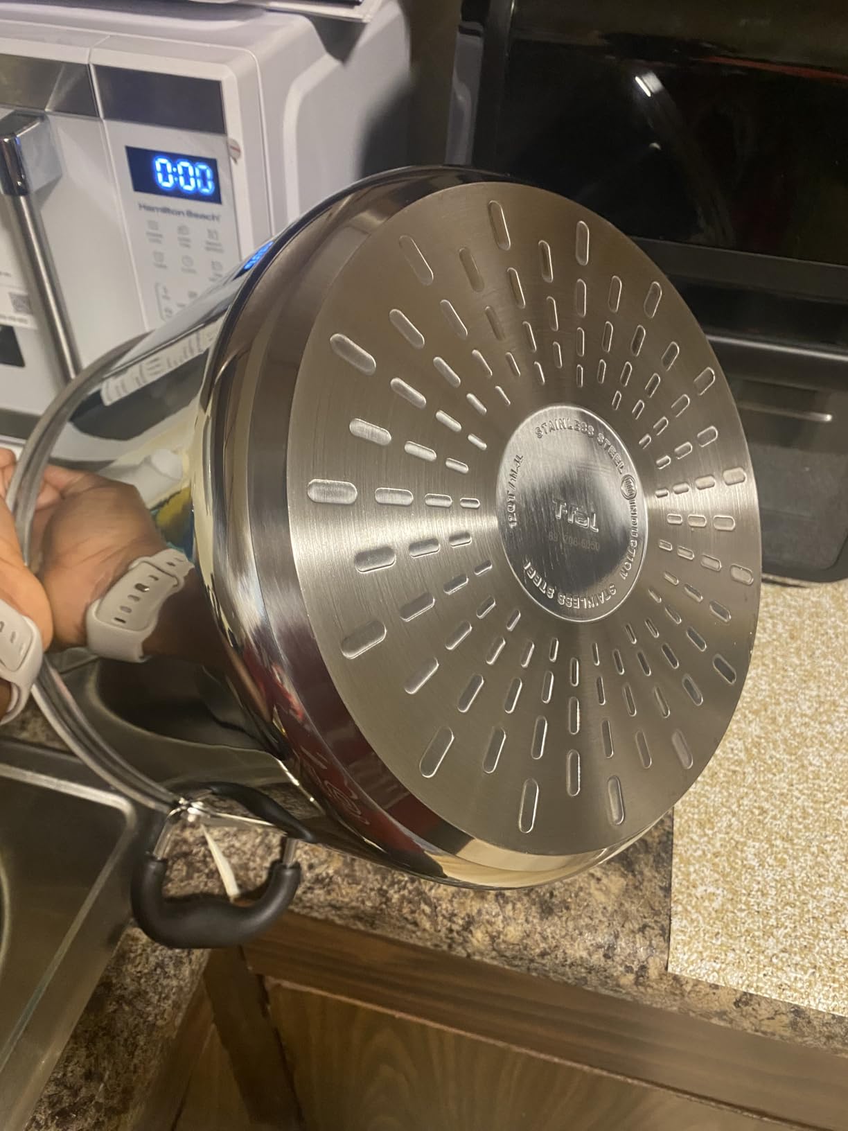 Fine stock pot