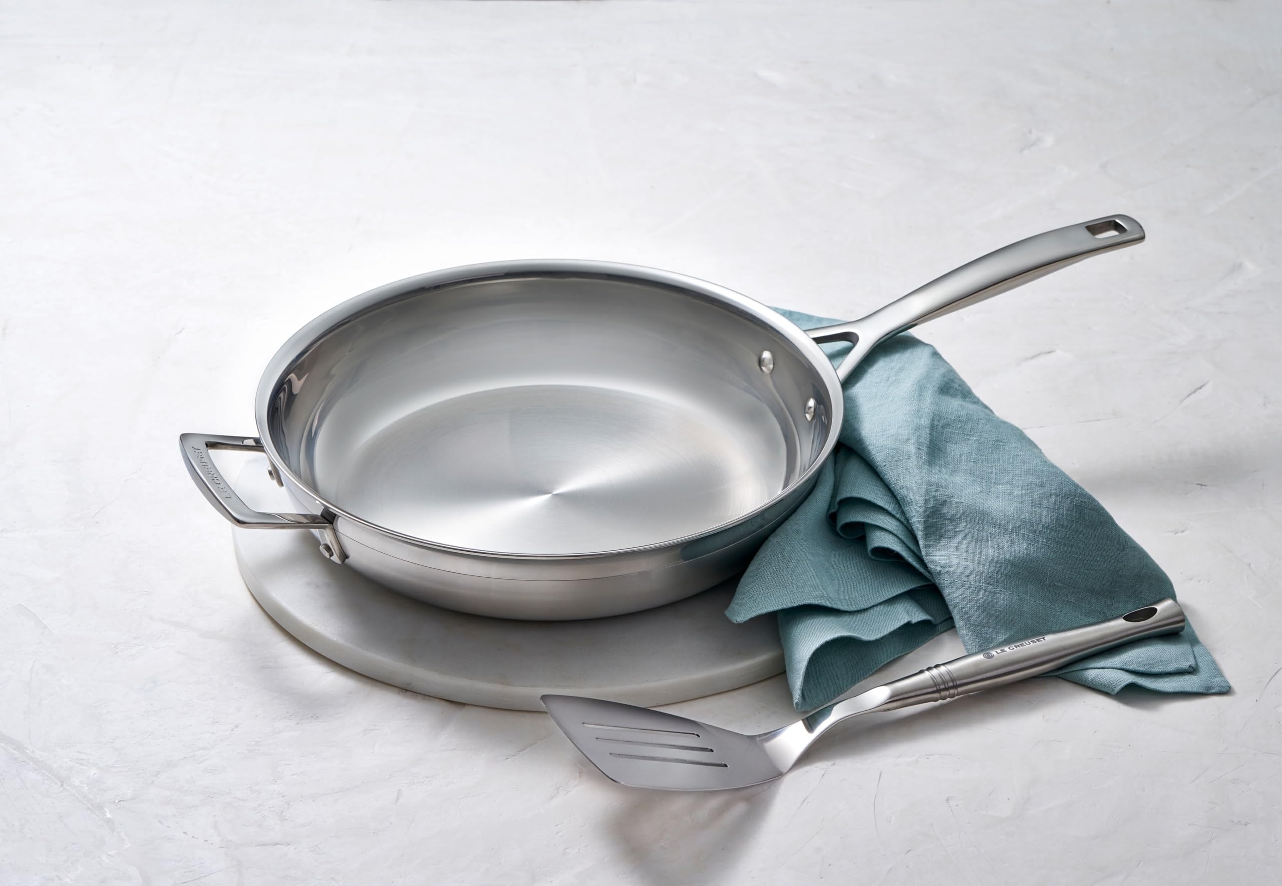 le-creuset-classic-3-ply-stainless-steel-fry-pan-9-5-inch image 7