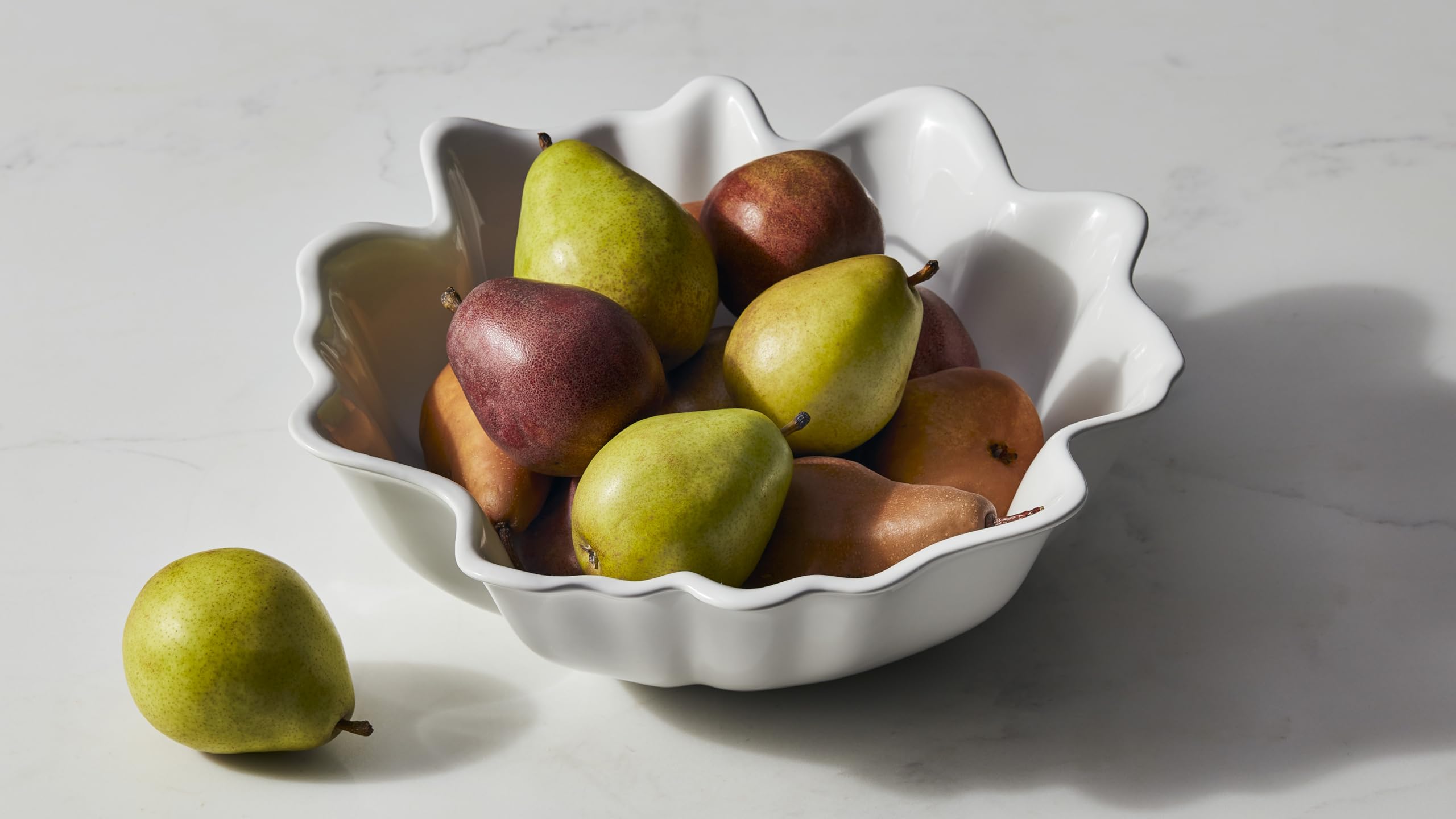 le-creuset-stoneware-iris-serving-bowl-15-artichaut image 5