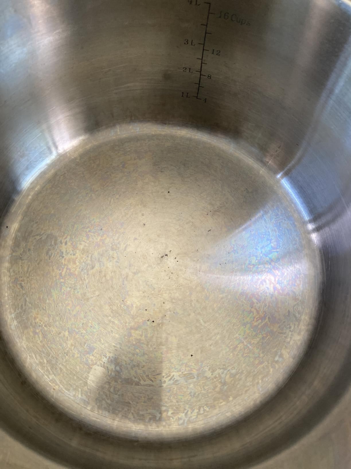 Solid pot