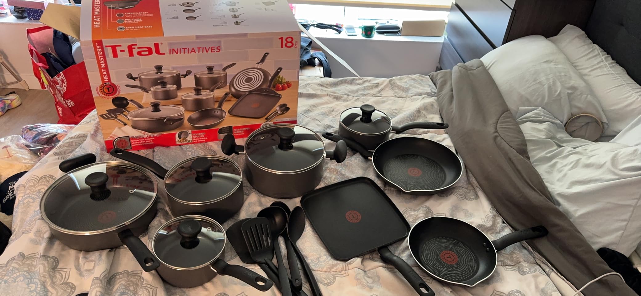 Good set, but lids are heavy