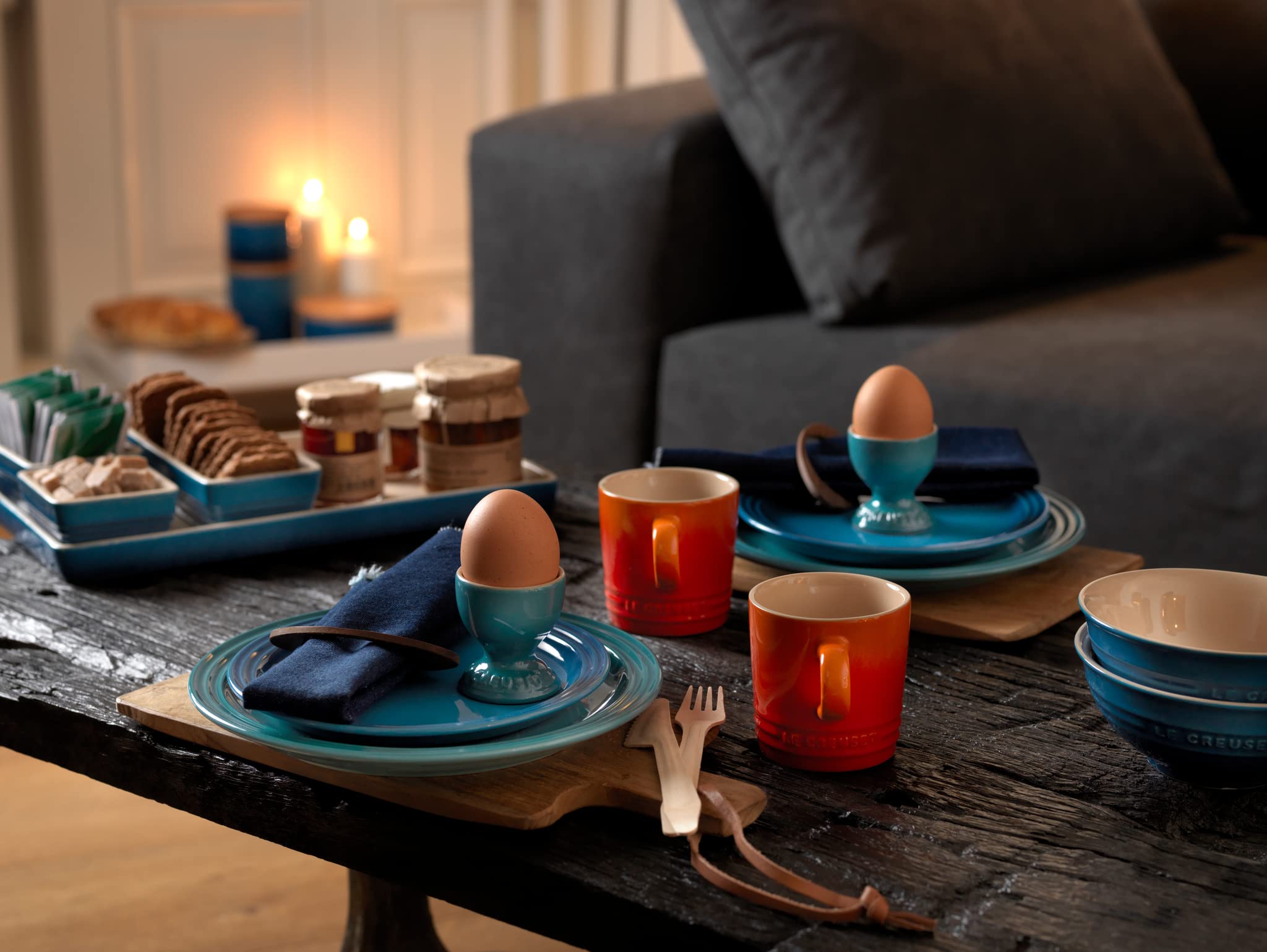le-creuset-stoneware-egg-cup-2-inch-flame image 6