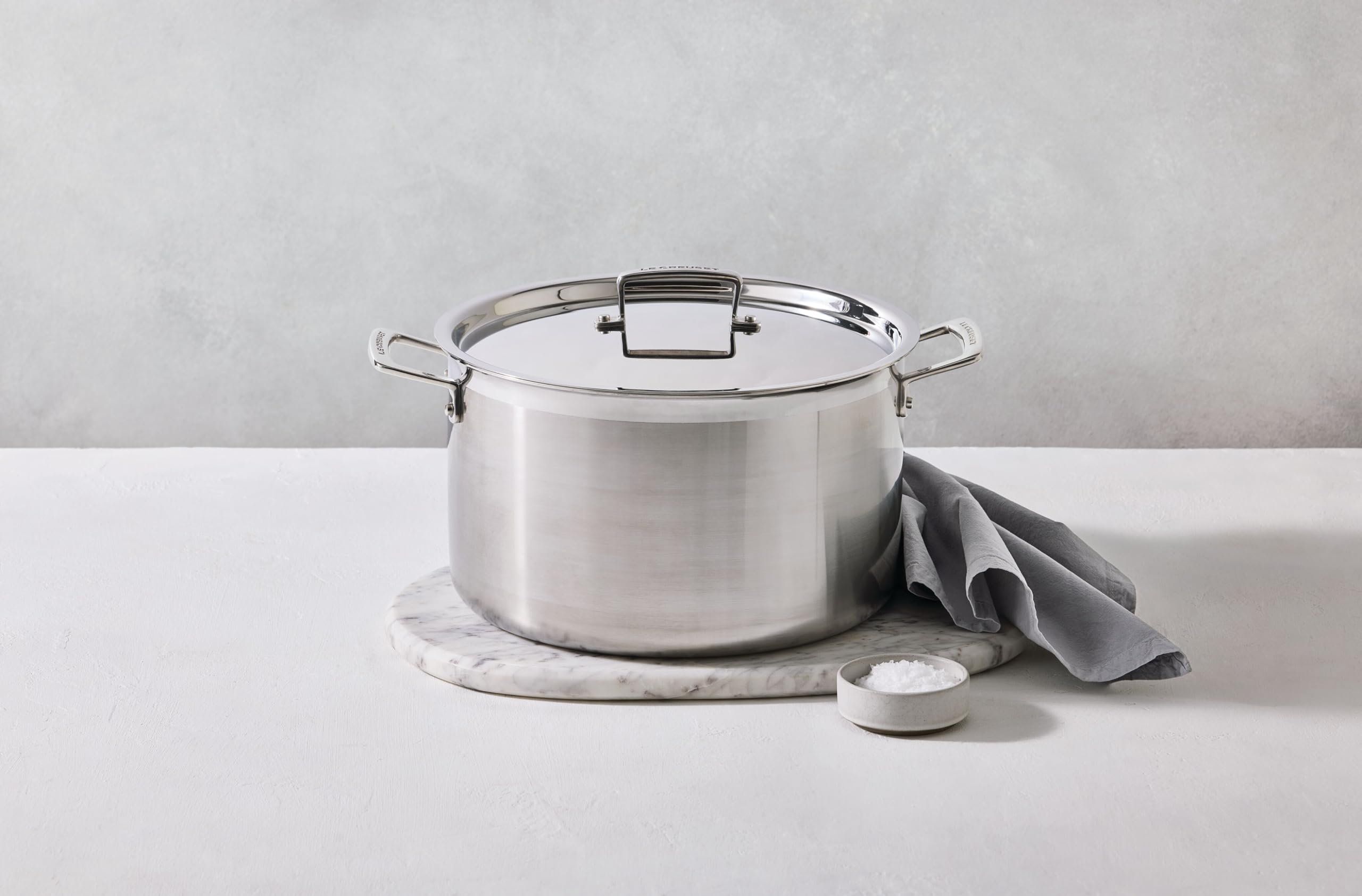 le-creuset-classic-3-ply-stainless-steel-stockpot-10-qt image 5
