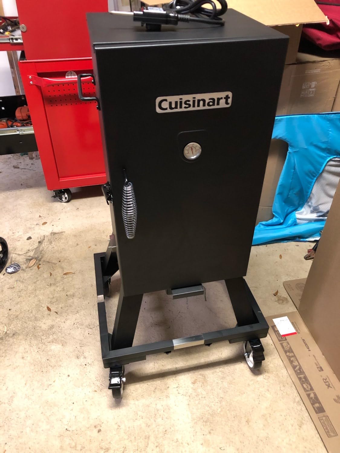 Solid smoker