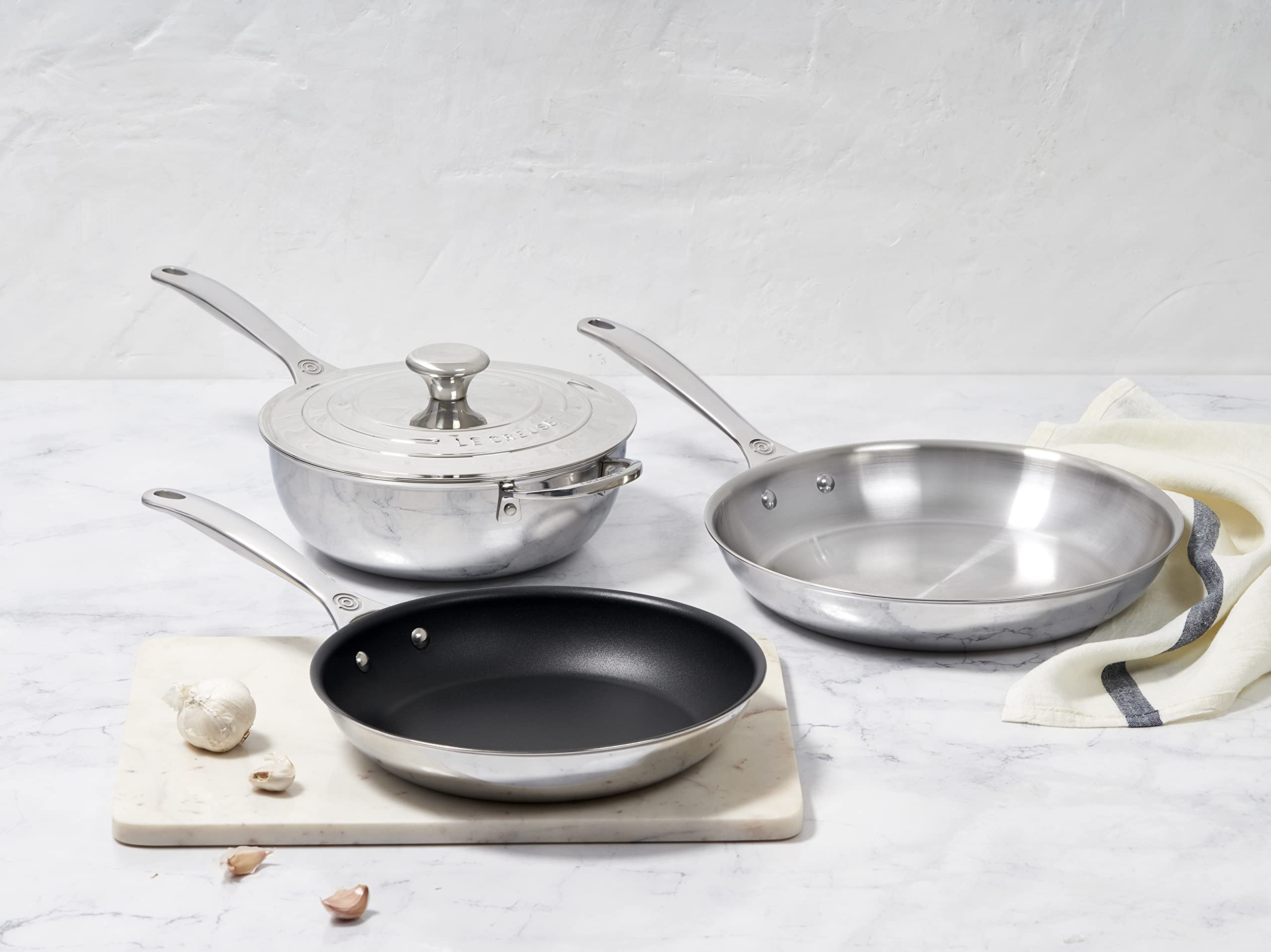 le-creuset-tri-ply-stainless-steel-10-inch-nonstick-fry-pan image 5