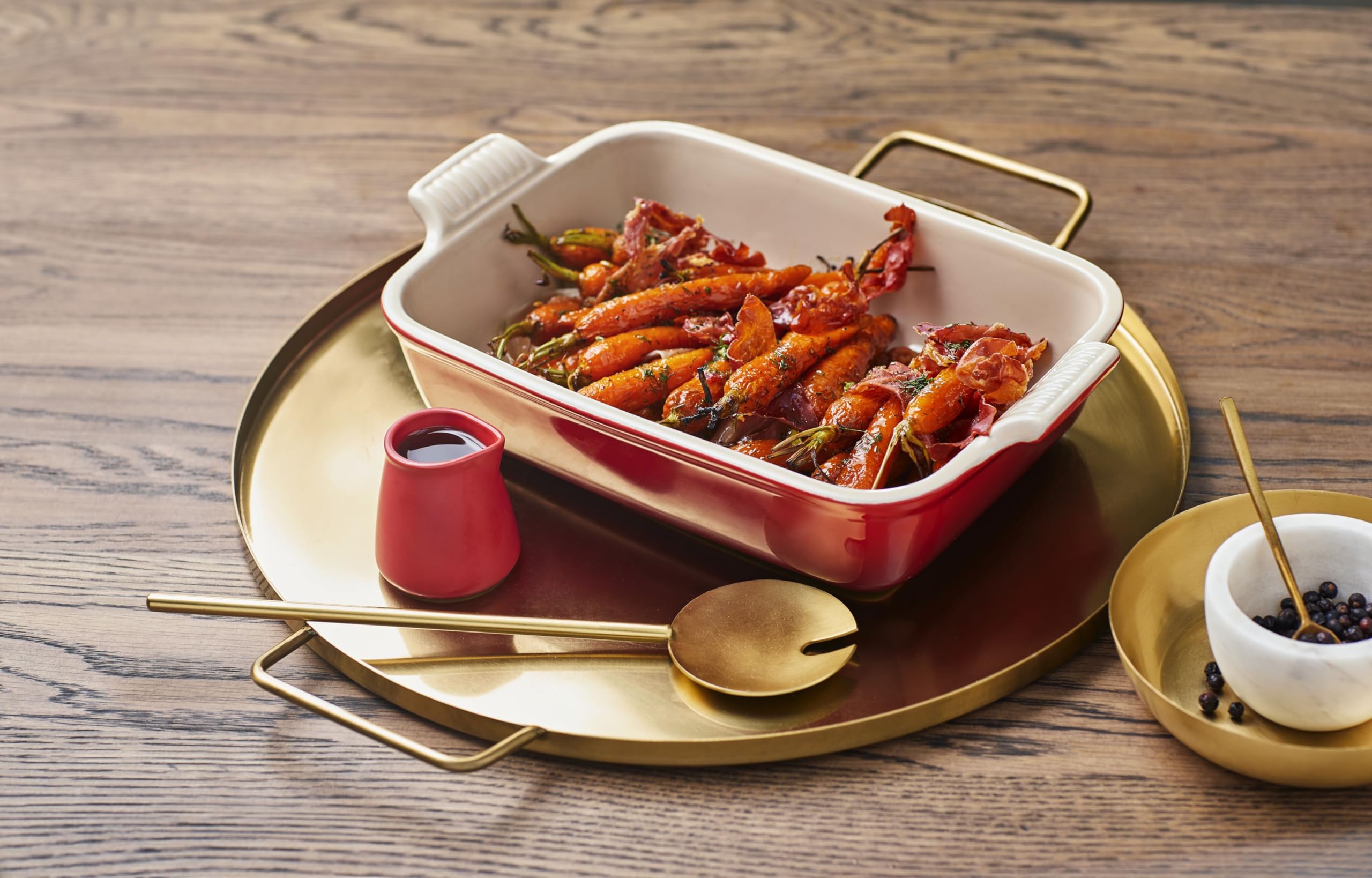 le-creuset-stoneware-heritage-rectangular-dish-2-5-qt-10-5-x-7-cerise image 5