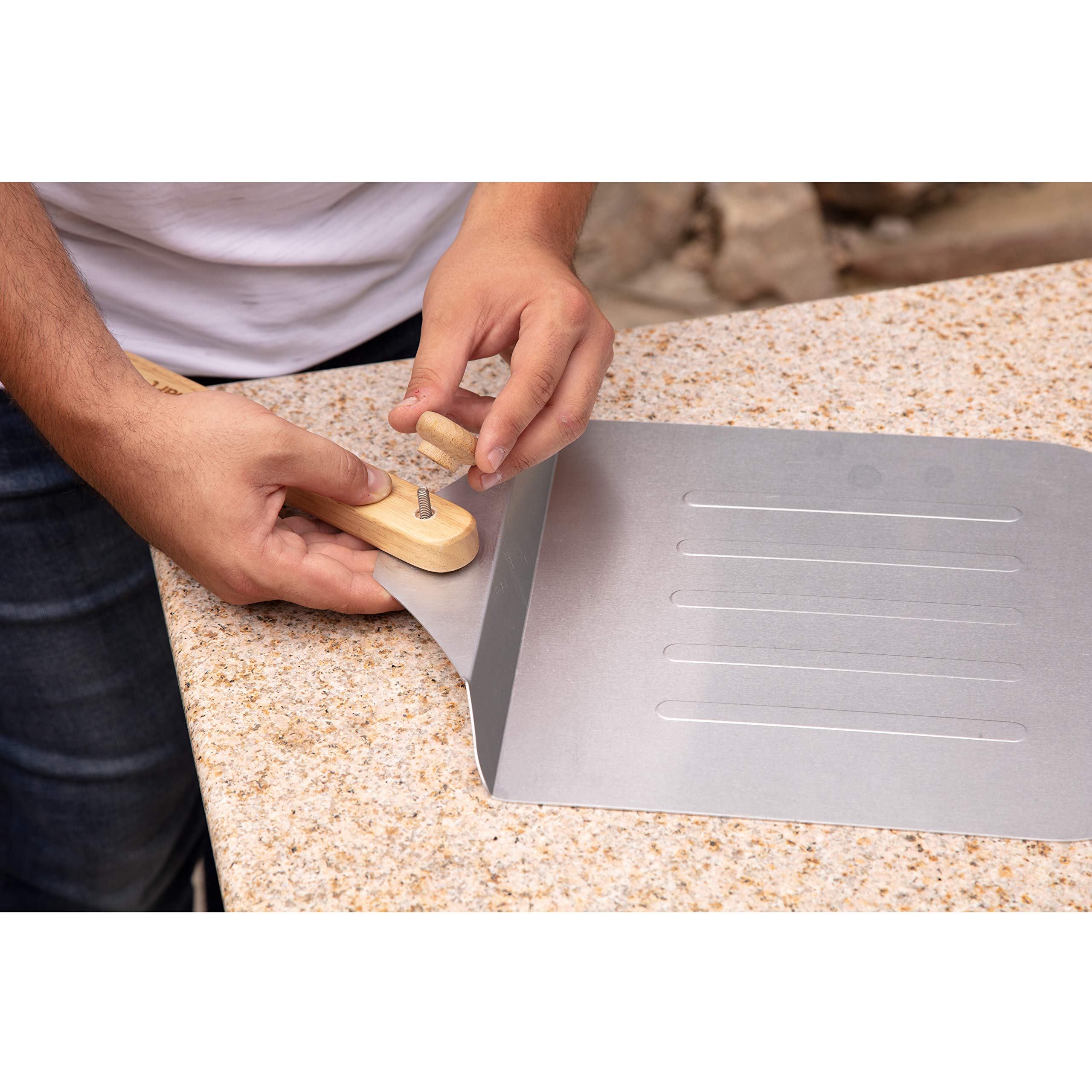 cuisinart-12-inch-aluminum-pizza-peel-with-folding-wooden-handle image 6