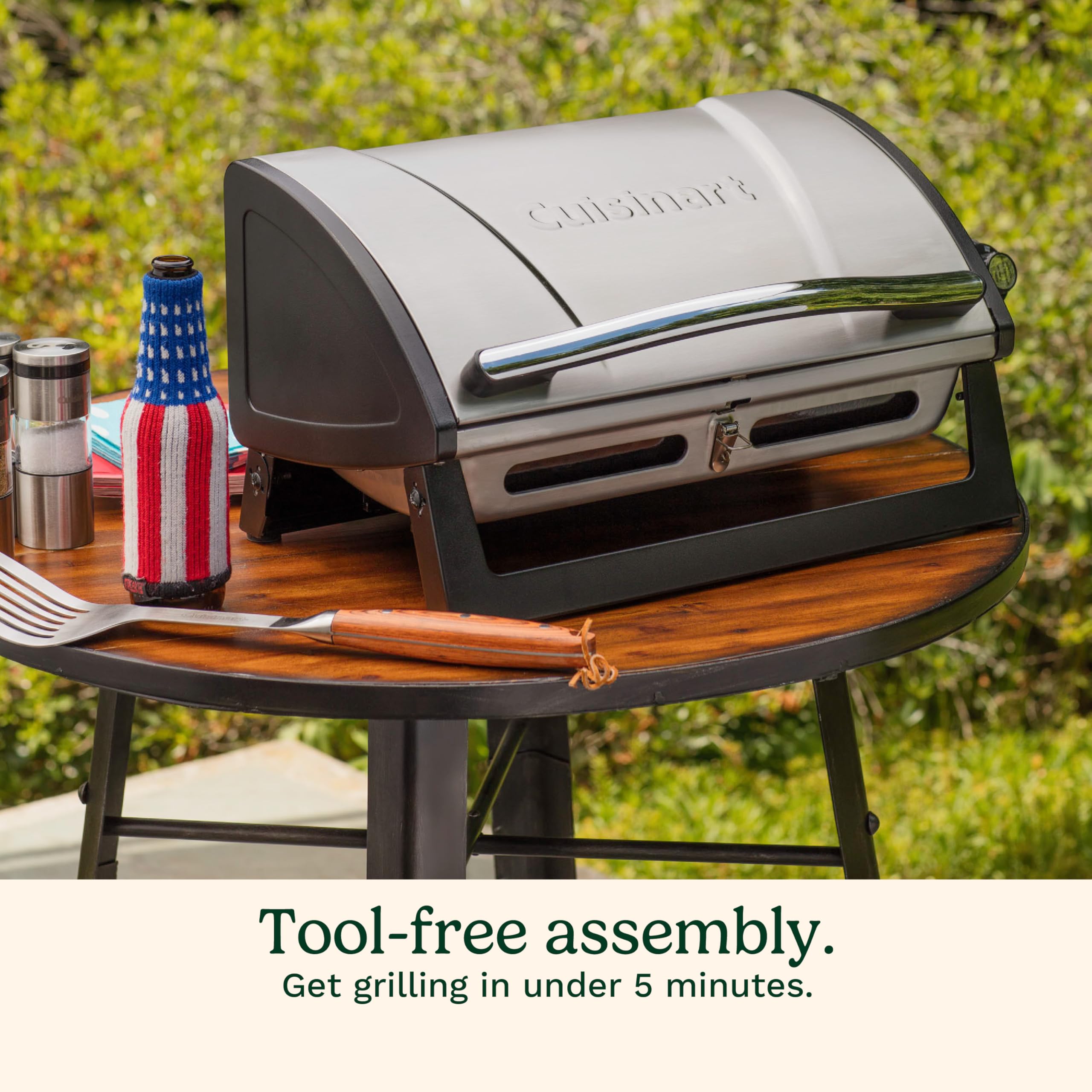 cuisinart-grillster-portable-gas-grill-8-000-btu-propane-grill-with-locking-lid image 5