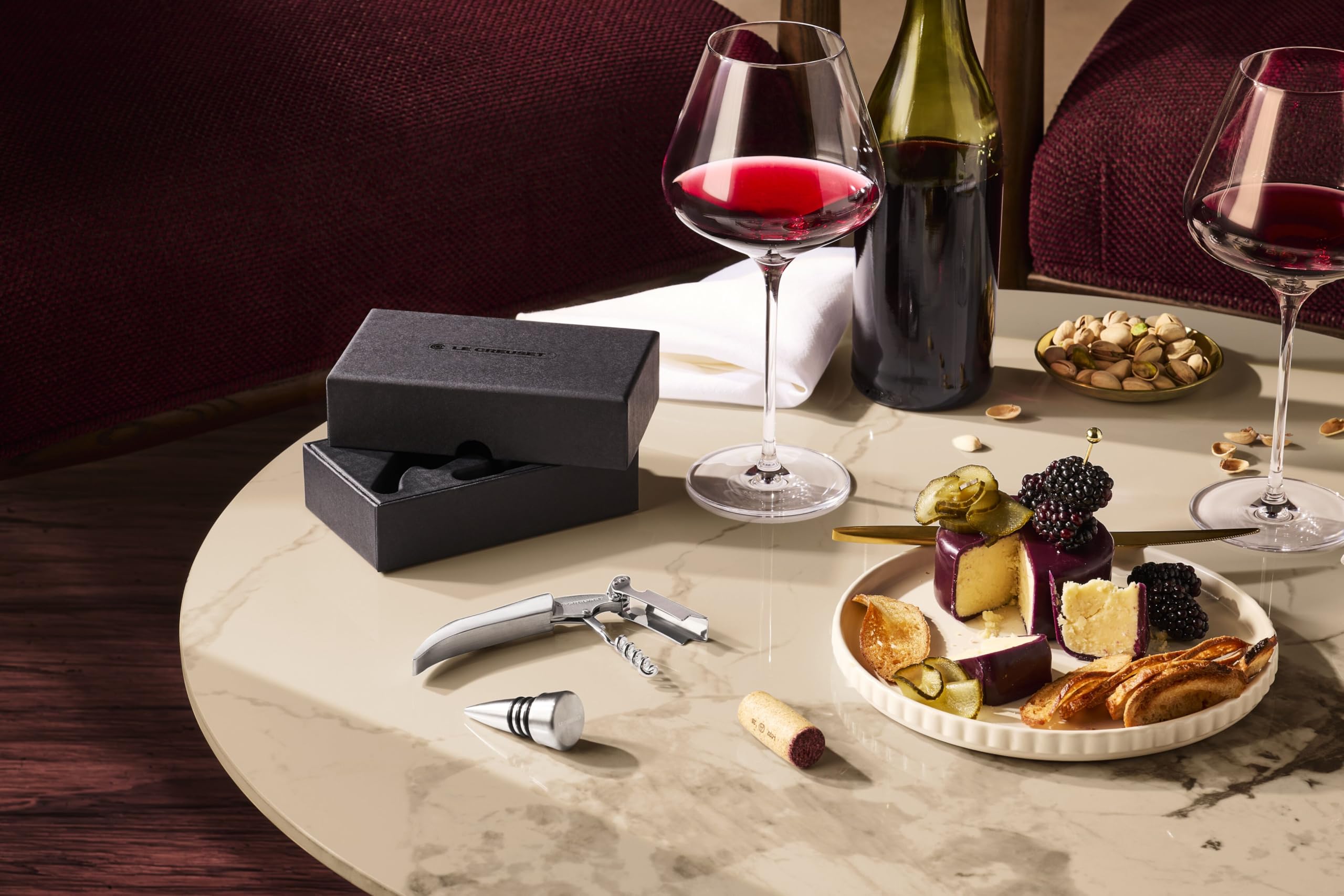le-creuset-one-step-waiter-s-friend-corkscrew-wine-stopper-set image 6