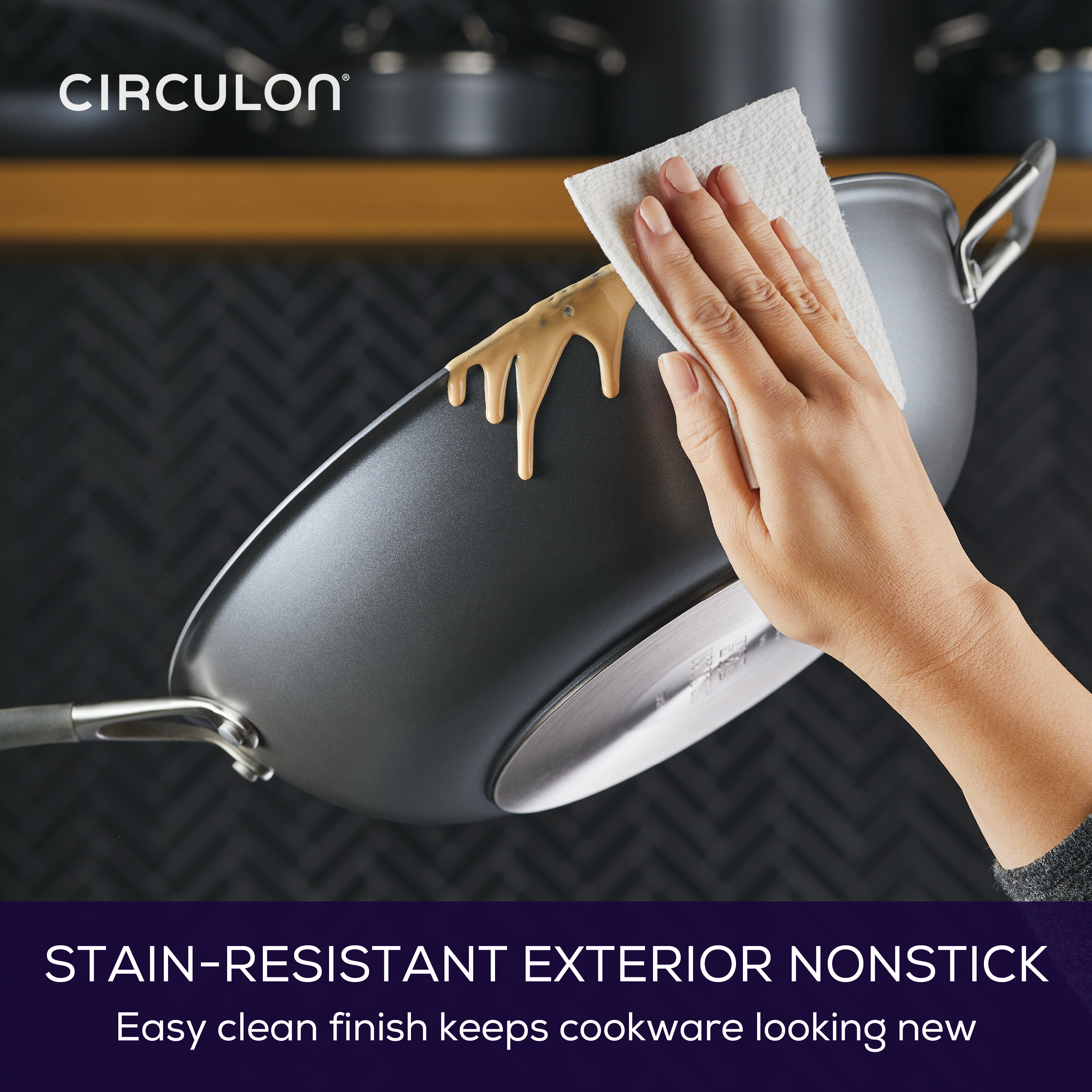 circulon-a1-scratchdefense-13-inch-nonstick-stir-fry-pan-with-helper-handle image 7