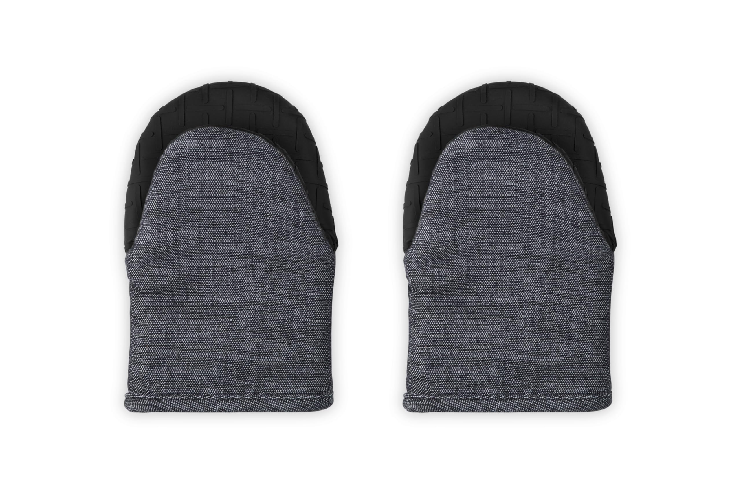 le-creuset-set-of-2-mini-oven-mitts-8-sable image 6