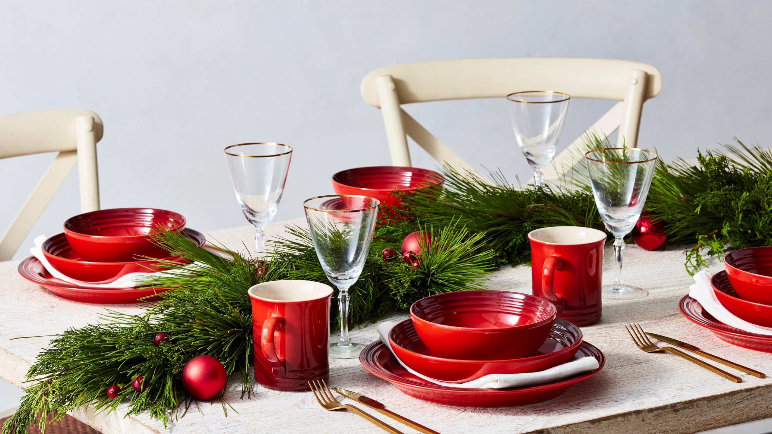 le-creuset-vancouver-stoneware-dinnerware-set-16-piece-sea-salt image 8